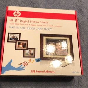 HP 8"" Digital Picture Frame